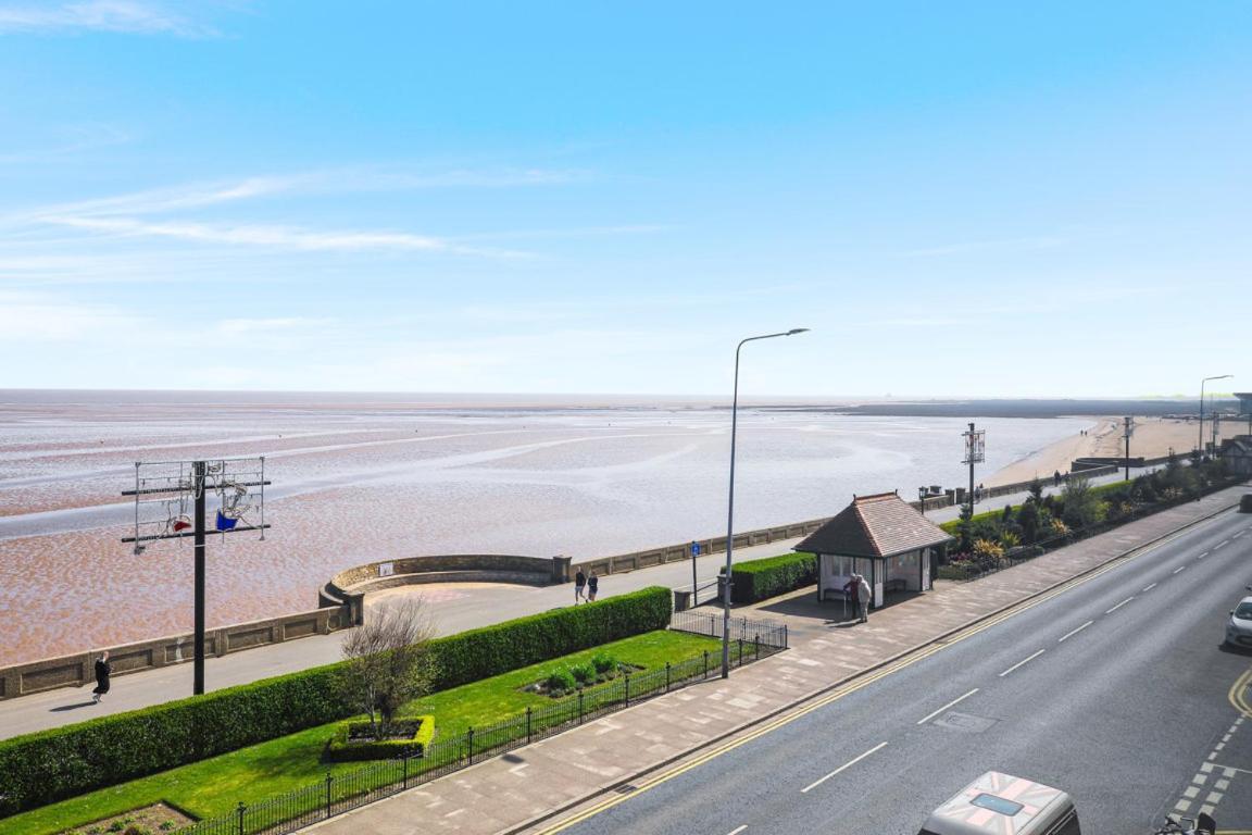 Tyme Suites On Kingsway * Cleethorpes